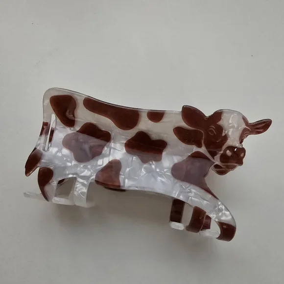 NEW Cow Shaped Hair Clip Claw Brown White Animal Print Farm Animal - Picture 4 of 10
